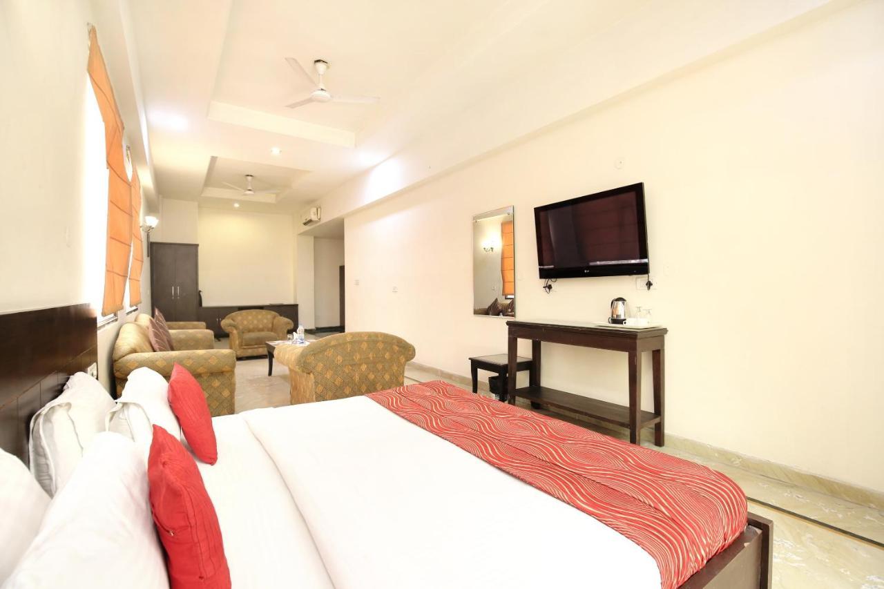 Capital O 15395 Hotel 42 Amritsar Extérieur photo