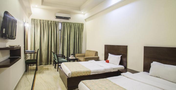Capital O 15395 Hotel 42 Amritsar Extérieur photo